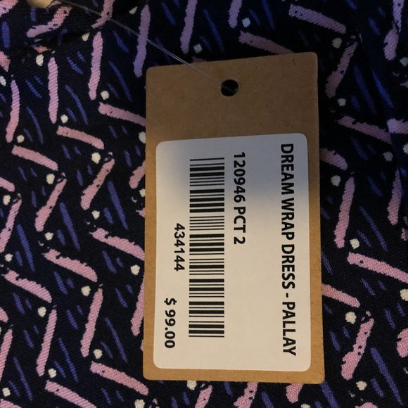 Wrap Front Dress Size M 3/4 Sleeves Stretch Travel Favorite - Picture 2 of 11